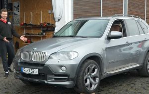 این BMX X5 نشان می دهد که چرا مکانیک از SUV ها متنفر است