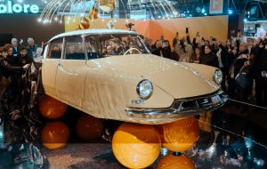 جرارد نوو ، سرمربی سابق مسابقه استقامتی ، retromobile را به نیویورک می برد